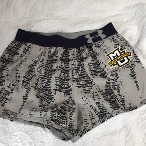 super cute marquette athletic shorts